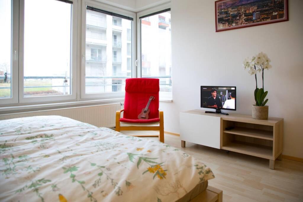 Modern Apartments - Airport 8Mins Prag Eksteriør billede